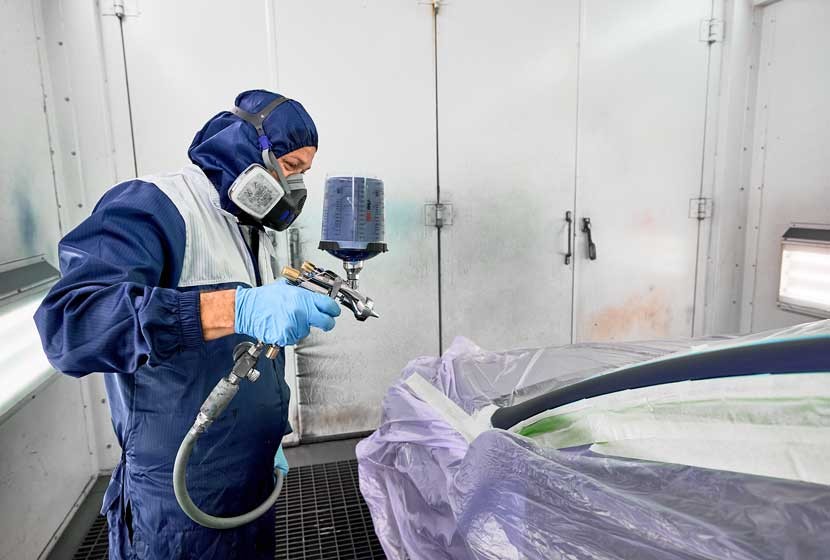 Lackierkabine bei Auto Christian